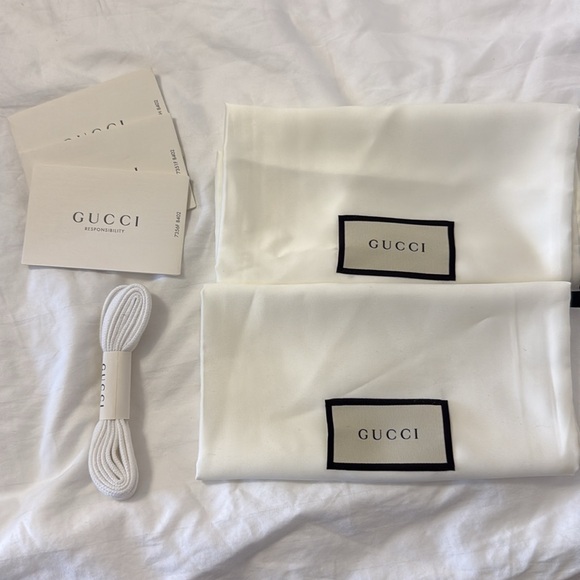 COPY - Gucci Ace GG Supreme Canvas Strawberry Sneakers - Picture 10 of 11